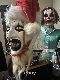 Tinsley Transfers Terrifier 3 Santa Art the Clown mask Sold out AUTOGRAPHED